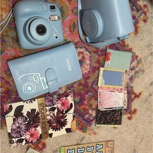 Fujifilm Instax Mini 9 Bundle in Blue